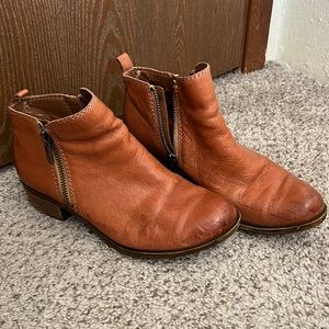 lucky brand ankle boots, size 5.5 womens